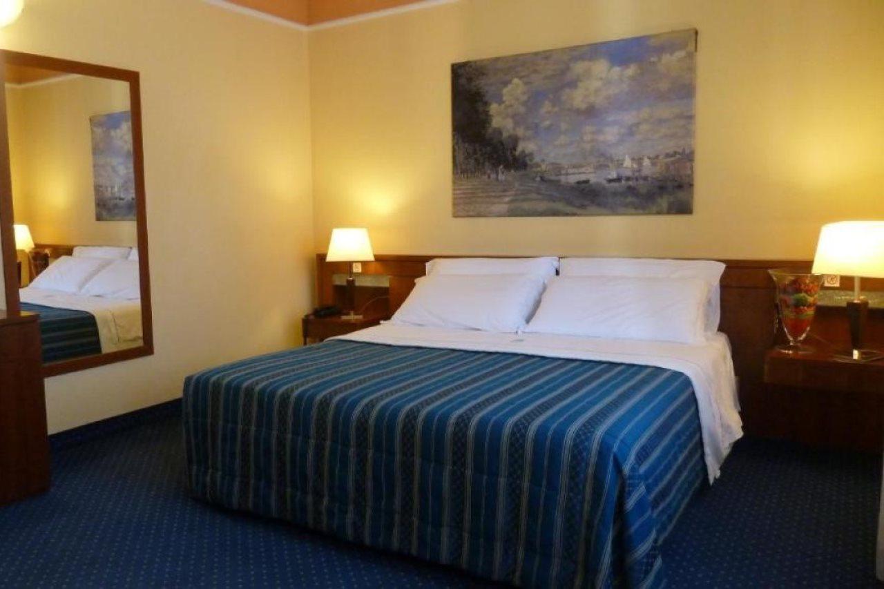 Hotel Ih Admiral