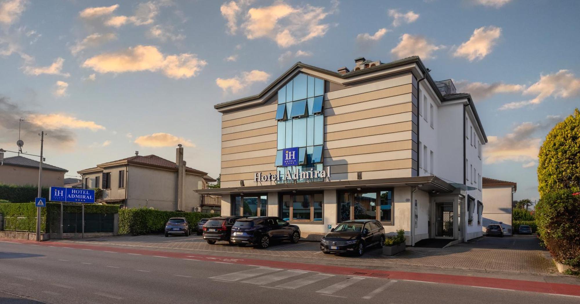 Hotel Ih Admiral 4*