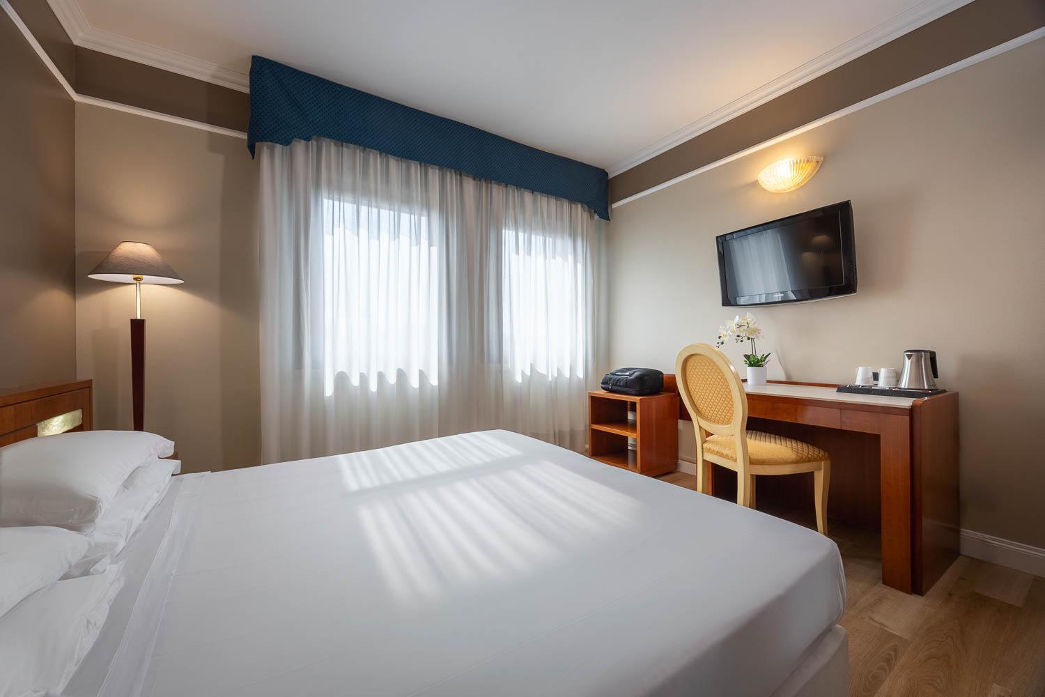 Hotel Ih Admiral 4*